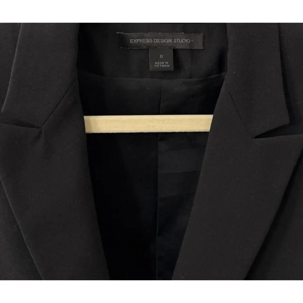 Express Design Studio Preppy Work Casual Black Single Button Blazer Women's 6